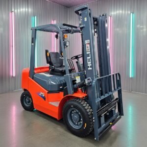 CPCD25 K2 | 2500kg, Diesel, Motor Mitsubishi, Torre doble, Grúa Horquilla HELI